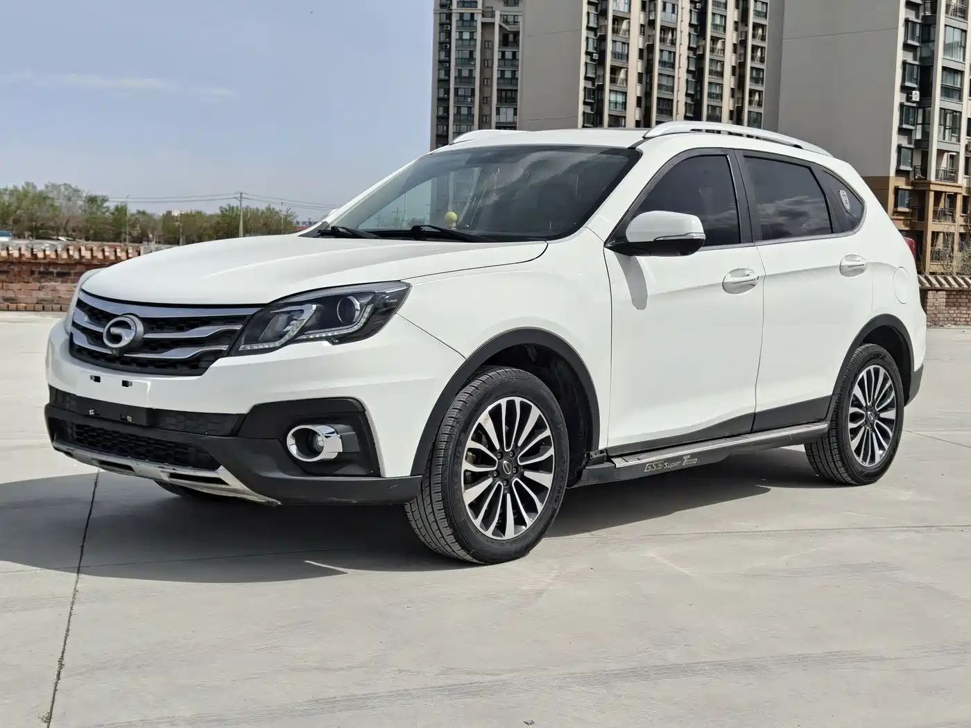 GAC Trumpchi Trumpchi GS5 Super 2015 1.8T Automatic 4WD Luxury Edition