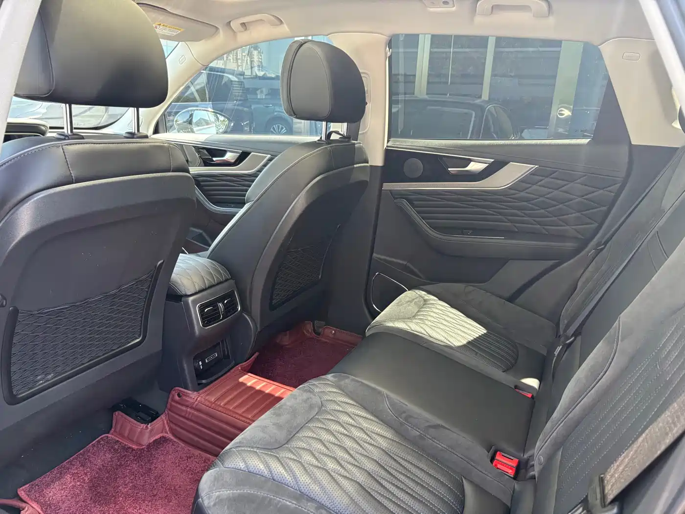 Hongqi HS5 2022 2.0T Smart Connect Flagship AWD Edition фото 7