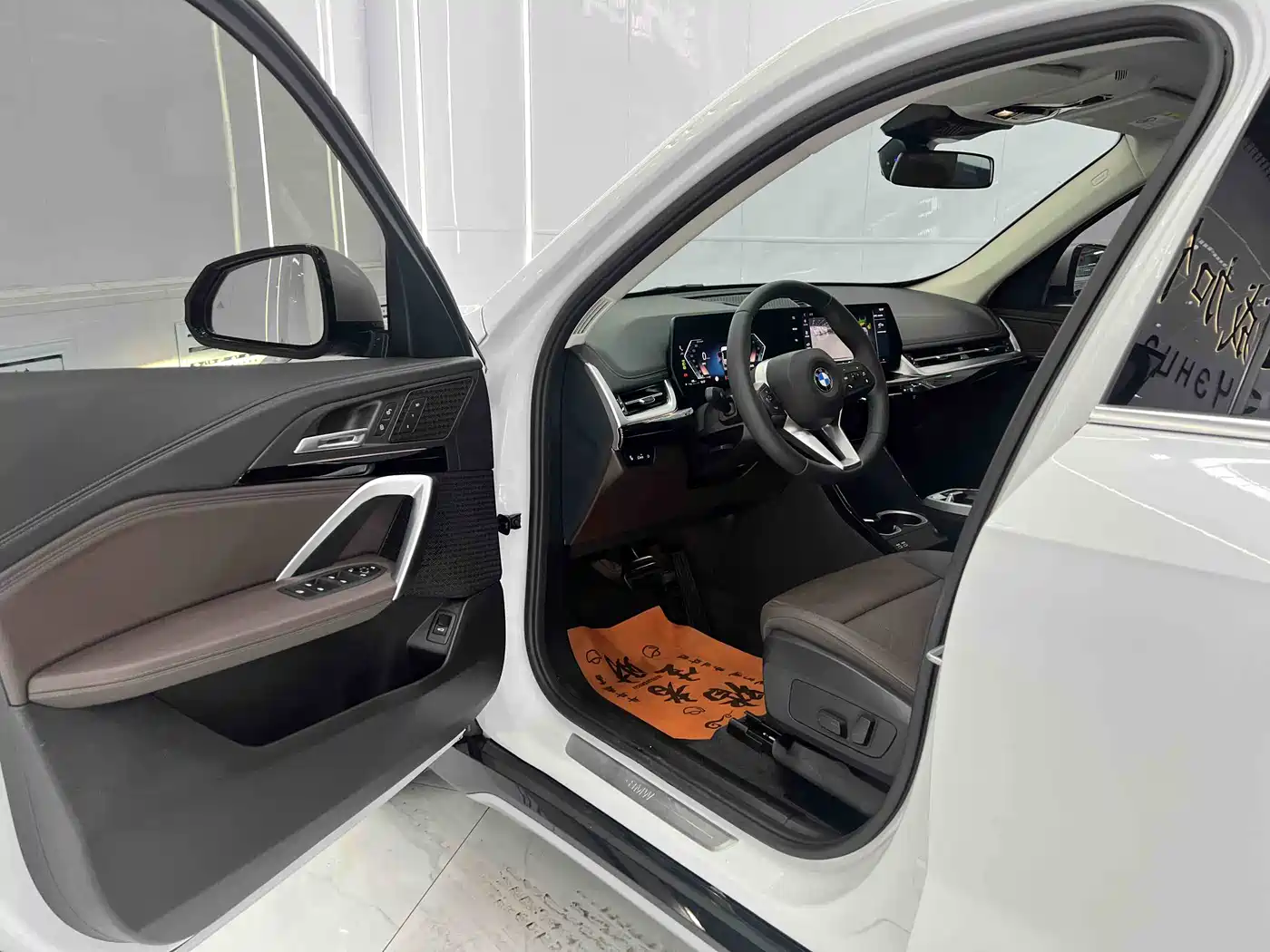 BMW X1 2023 sDrive20Li X Design Package фото 13
