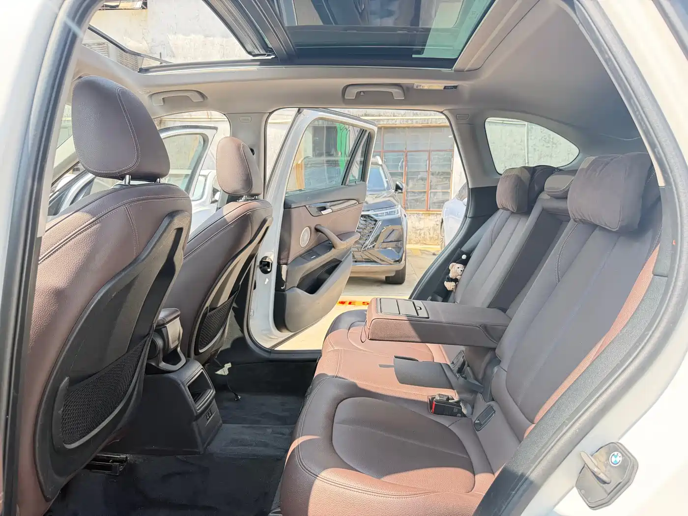 BMW X1 2022 sDrive20Li Premium фото 12