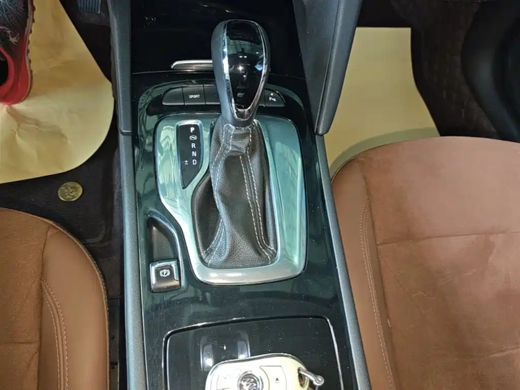 Buick Regal 2019 20T Elite China VI фото 14