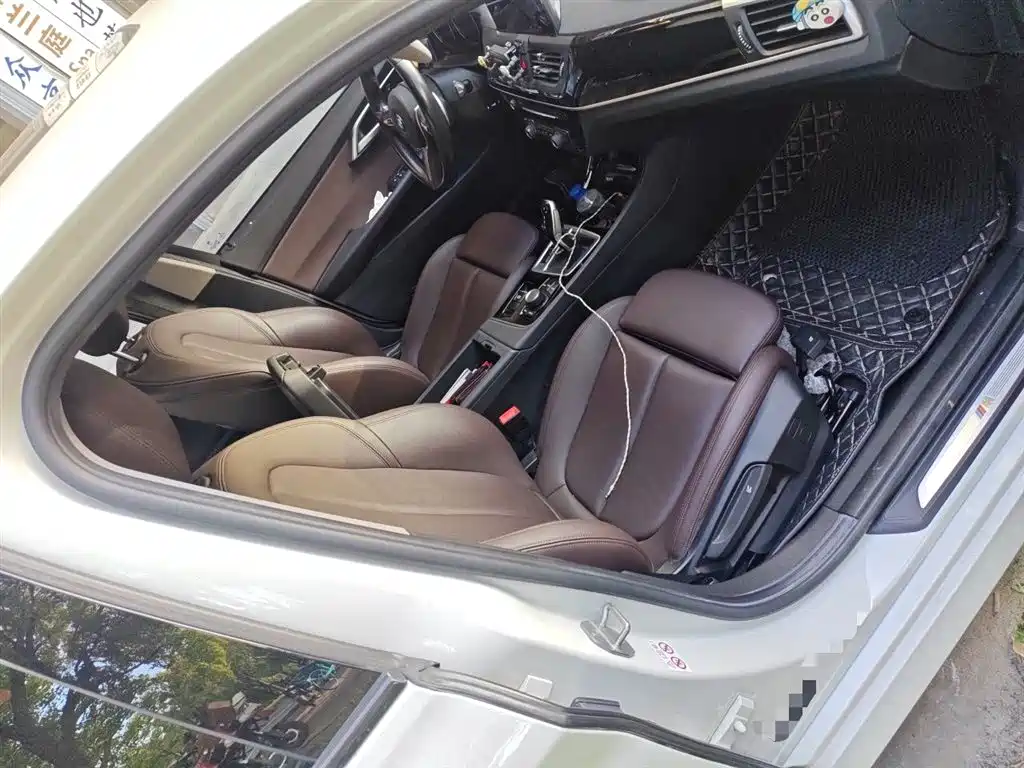 BMW 1 Series 2020 Model 125i Leading M Sport Package фото 20