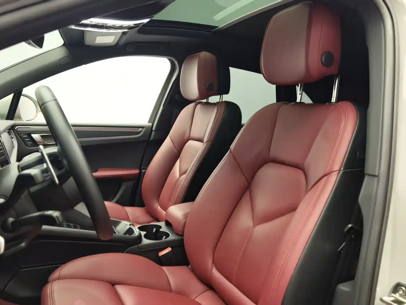Porsche Macan 2024 Macan 2.0T фото 12