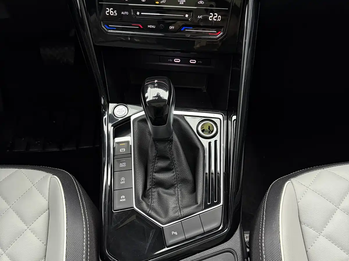 Volkswagen Tayron 2023 280TSI 2WD Luxury Plus Advanced Edition фото 14