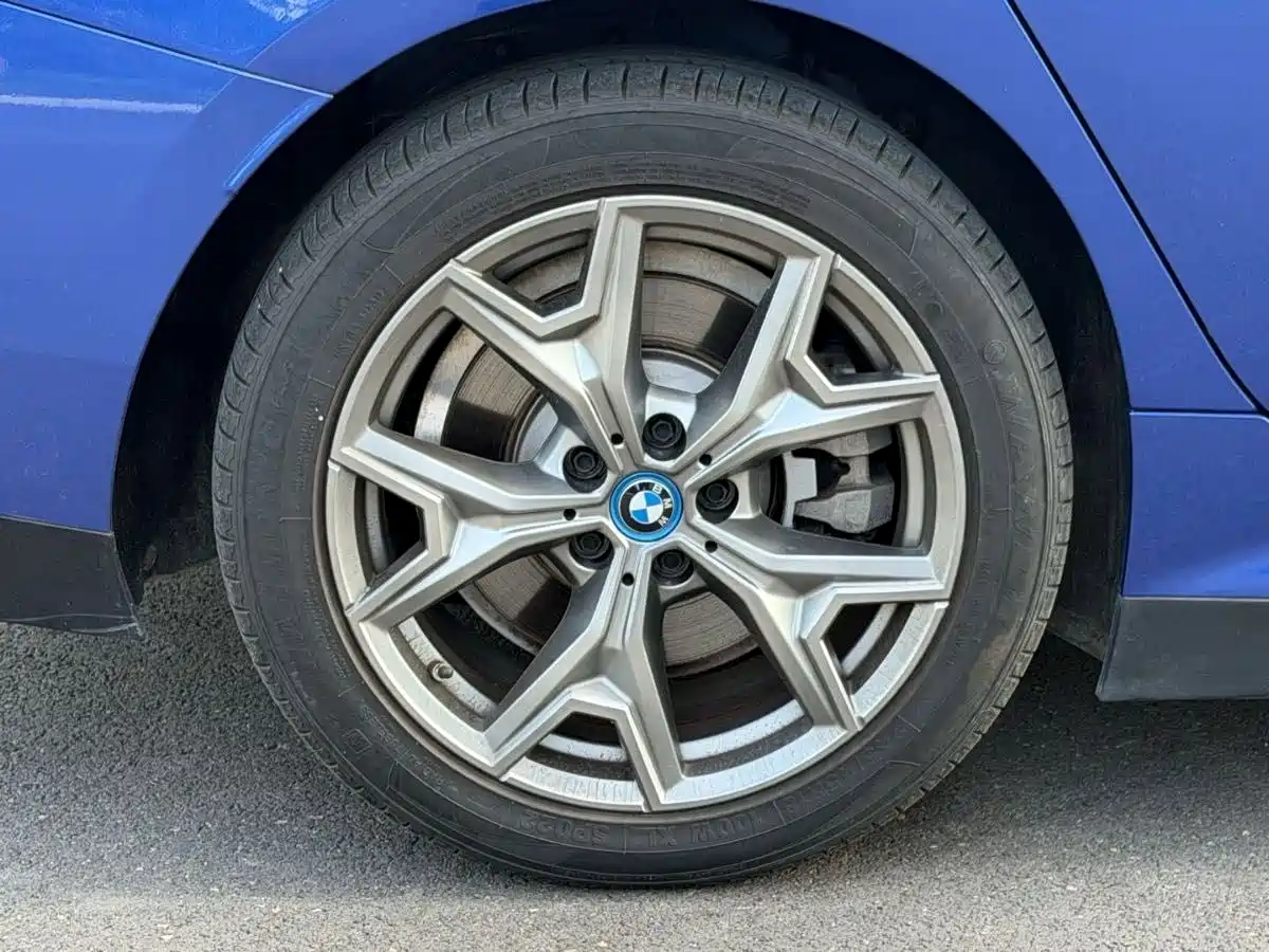 Фото 7 - BMW i3