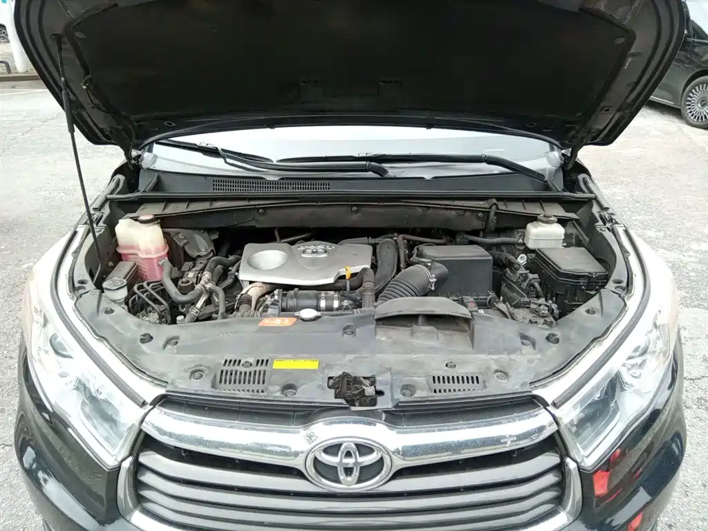 Toyota Highlander 2015 2.0T FWD Elite Edition 7-seater фото 21