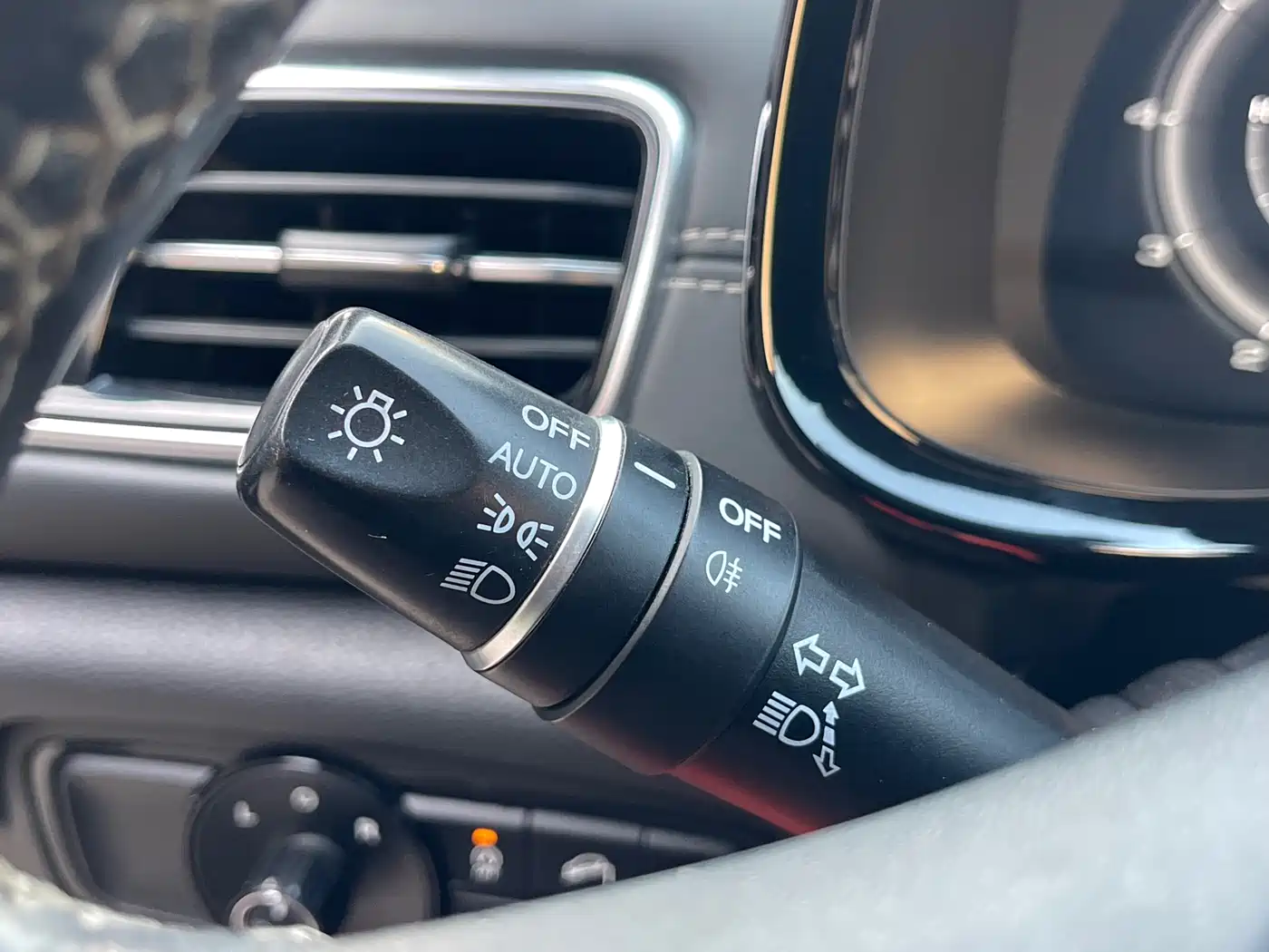 GAC Trumpchi Trumpchi GS8 2020 Model 390T FWD Luxury Smart Connect (7-seater) фото 13