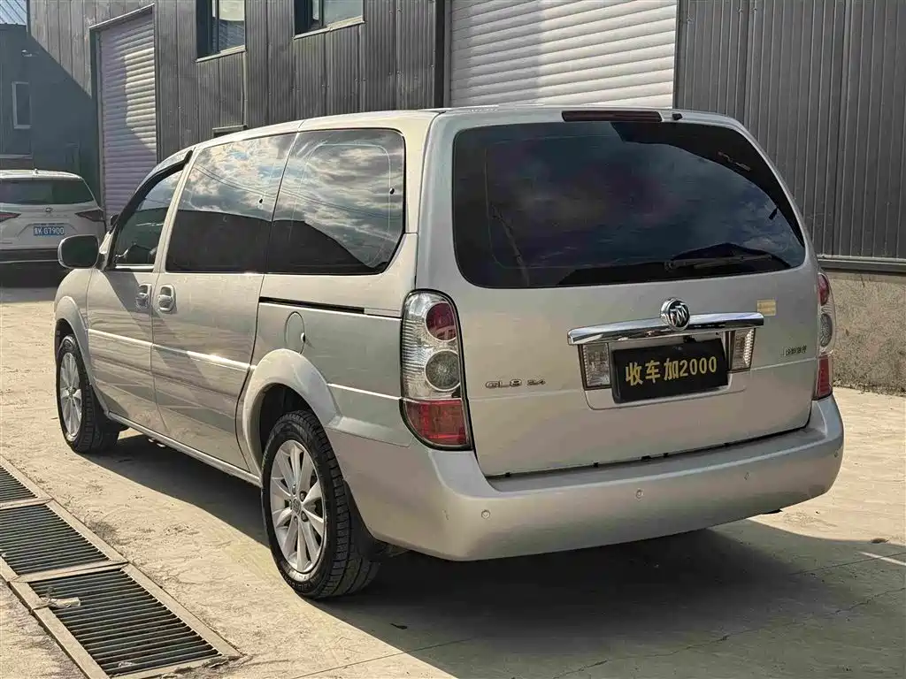 Фото 7 - Buick GL8