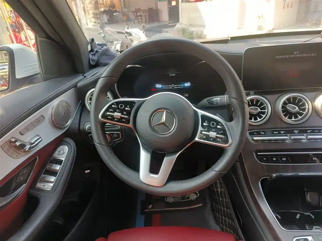 Mercedes-Benz GLC 2020 Facelift GLC 300 L 4MATIC Dynamic фото 6