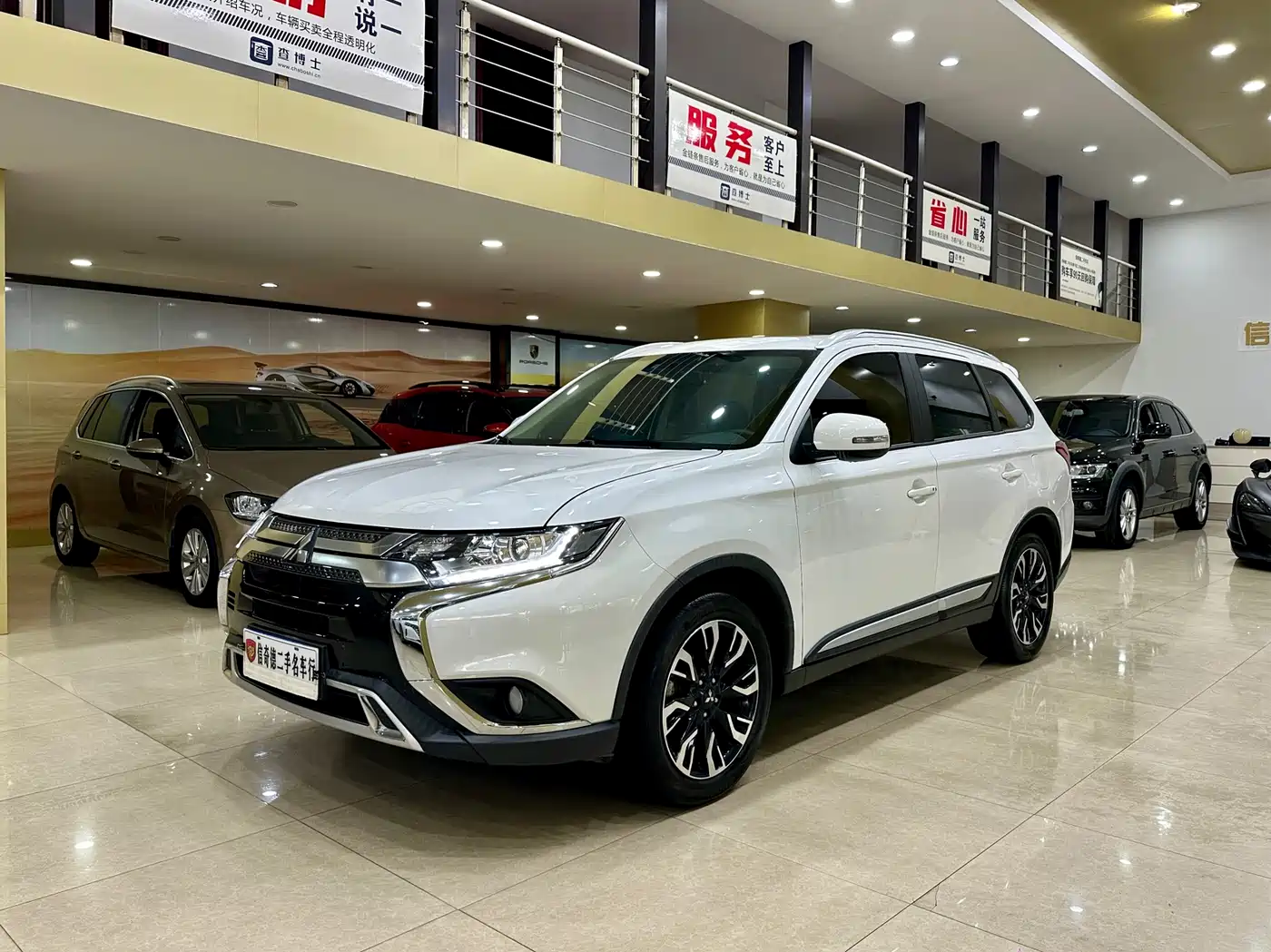 MITSUBISHI OUTLANDER