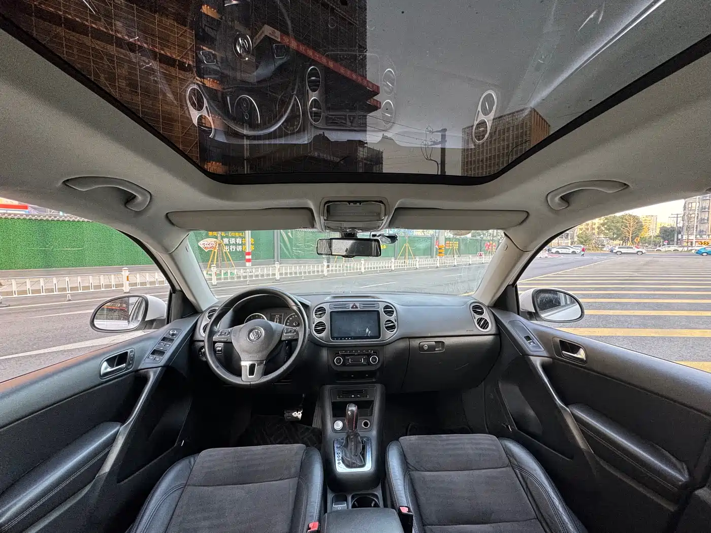 Volkswagen Tiguan 2012 2.0TSI Automatic 4WD Elite Edition фото 8