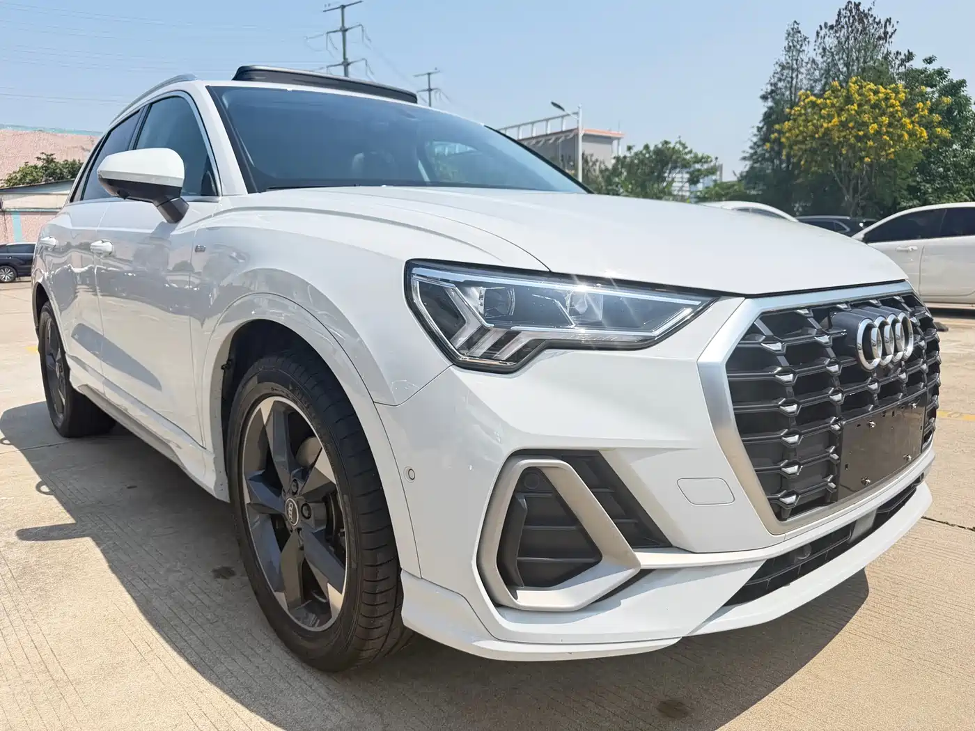 Audi Q3 2023 35 TFSI Fashion Dynamic (1.4T) фото 3