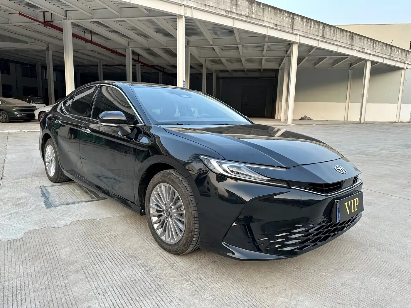 TOYOTA CAMRY