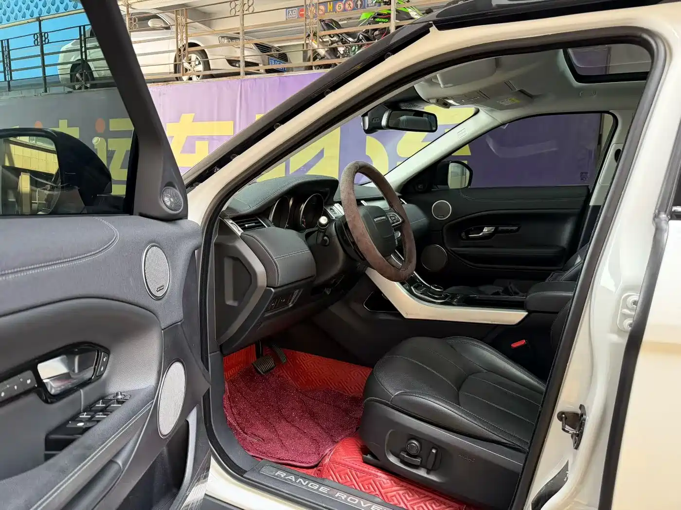 Land Rover Range Rover Evoque 2018 240PS SE DYNAMIC Smart Edition фото 7
