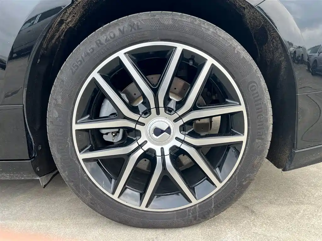 Denza Z9 2024 Model 1100km AWD Max Edition фото 26