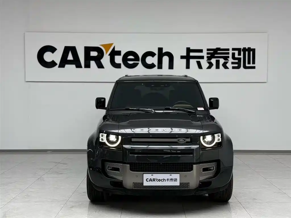 Land Rover Defender 2024 110 3.0T P400 X-DYNAMIC HSE фото 2