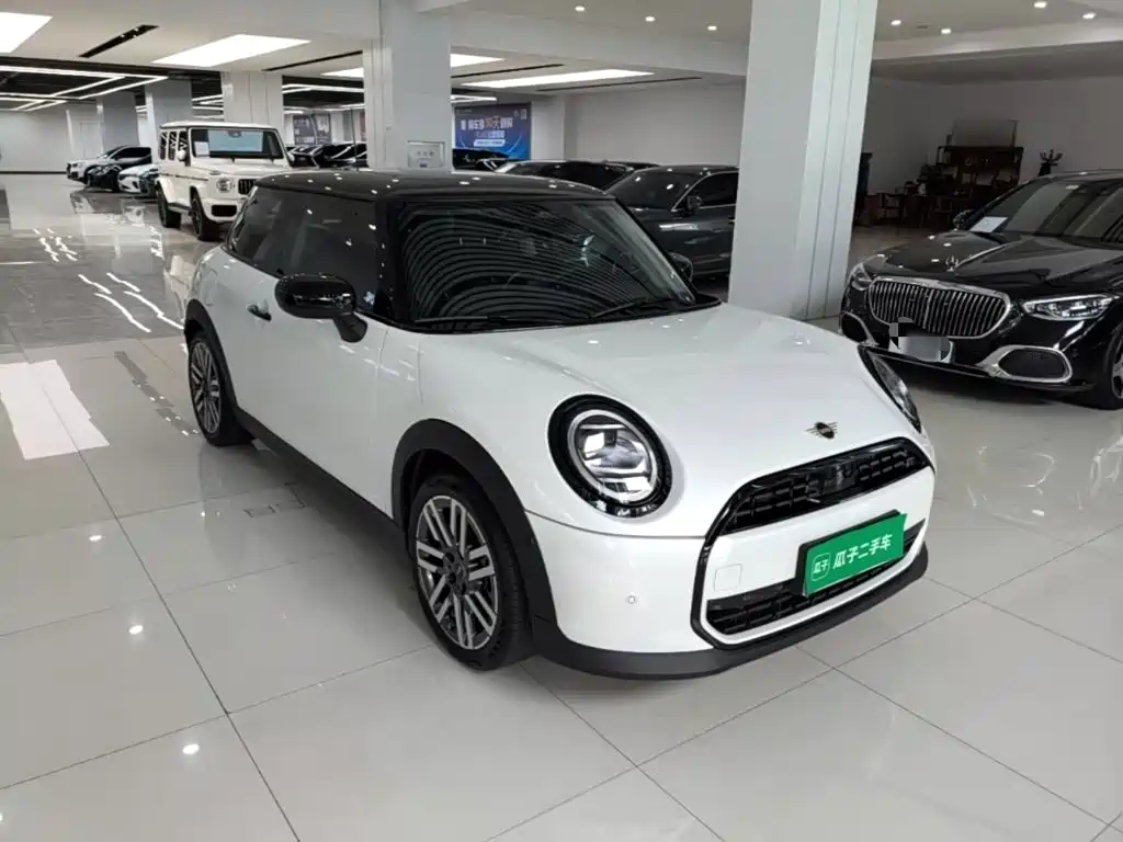 MINI MINI 2025 2025 1.5T COOPER Classic