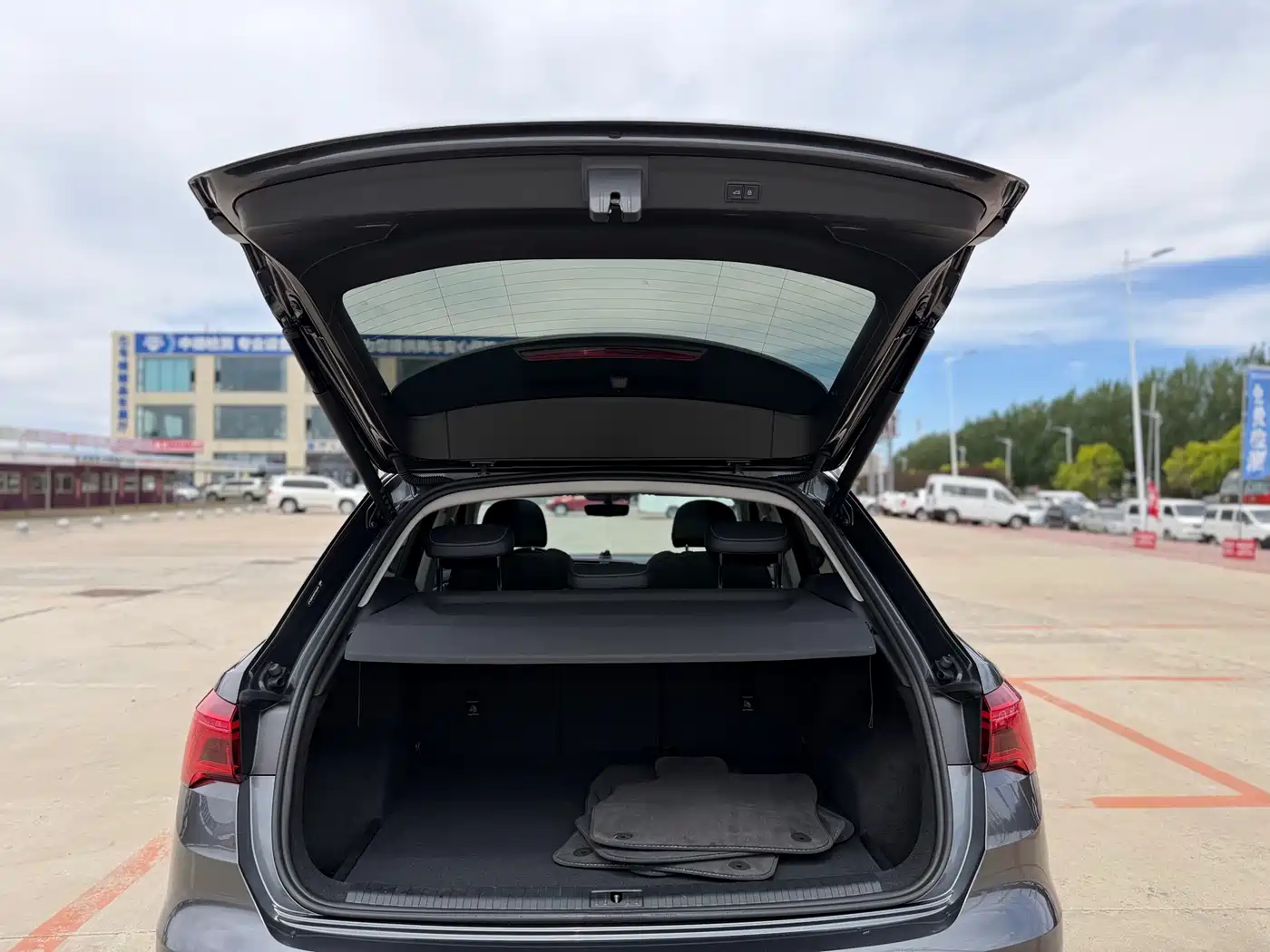 Audi Q3 2023 35 TFSI Fashion Dynamic (1.4T) фото 12
