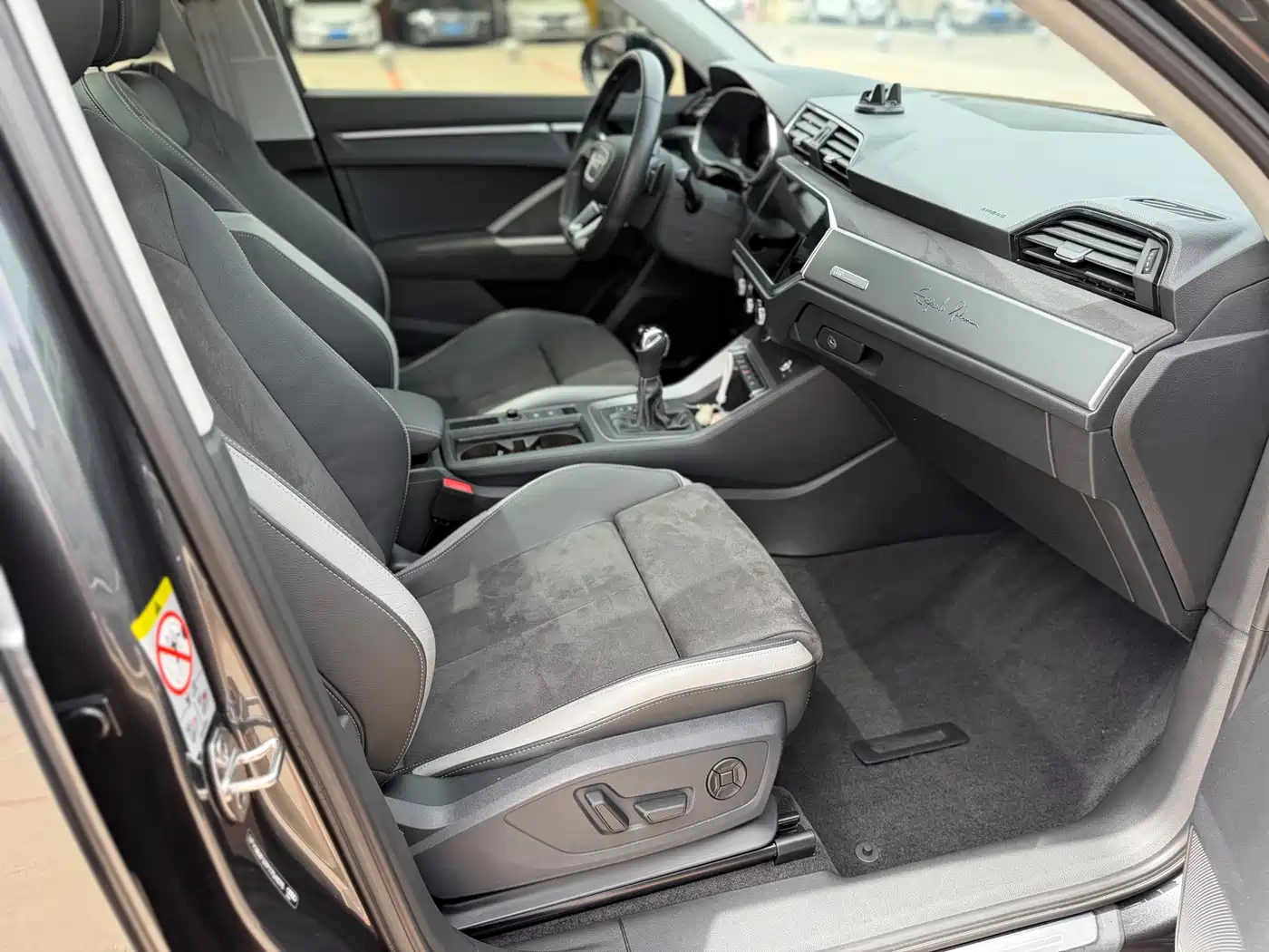 Audi Q3 2023 35 TFSI Fashion Dynamic (1.4T) фото 10