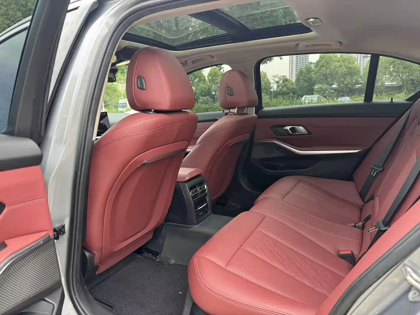 BMW i3 2022 eDrive 35 L фото 12