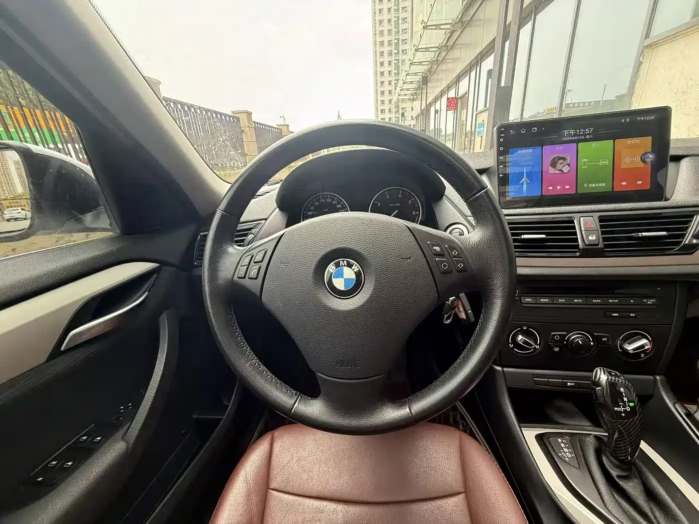 Фото 8 - BMW X1