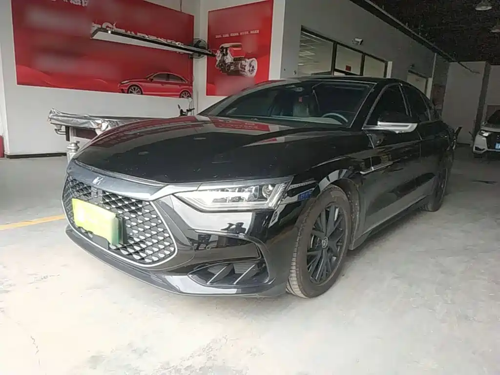 BYD Han 2024 DM-i Glory Edition 121KM Premium