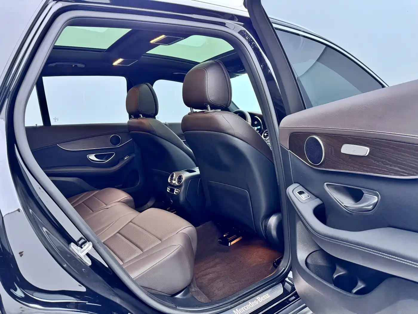 Mercedes-Benz GLC 2021 GLC 260 L 4MATIC Luxury фото 7
