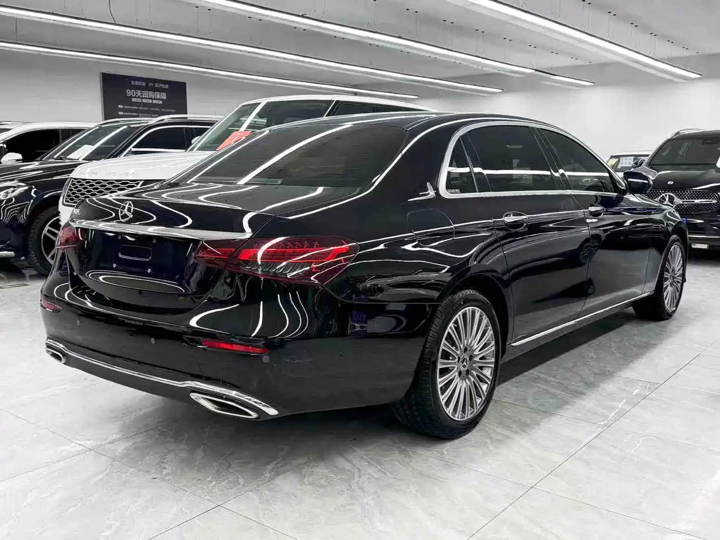 Mercedes-Benz E-Class 2023 E 300 L Luxury фото 6