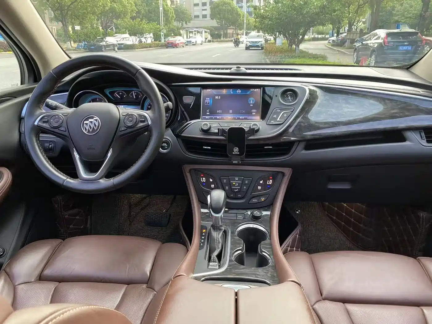 Buick Envision Plus 2016 28T All-Wheel Drive Ultimate Sport Flagship фото 11