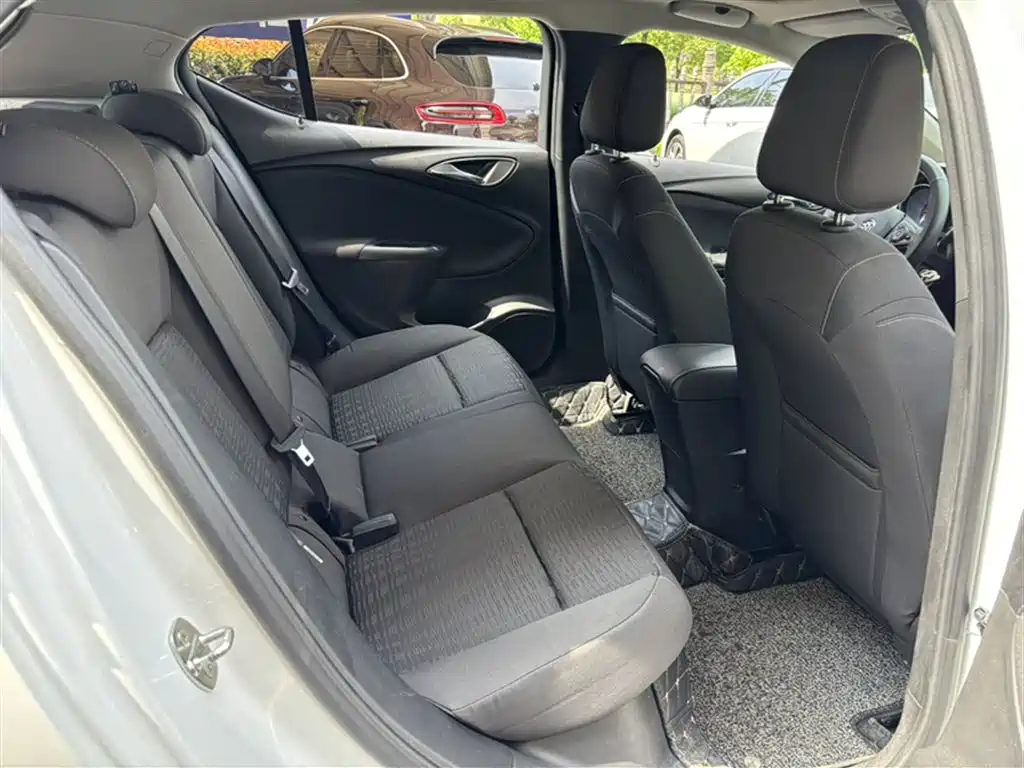 Buick Verano 2016 Hatchback 15S Auto Progressive фото 18