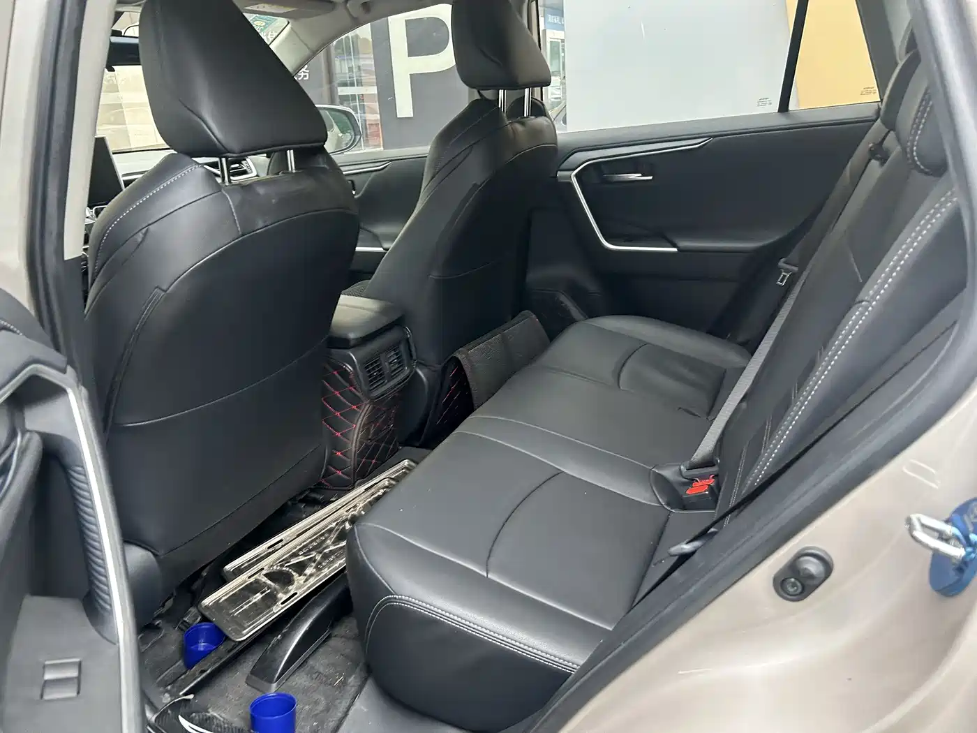 Toyota Wildlander 2021 2.0L CVT 4WD Luxury Edition фото 14