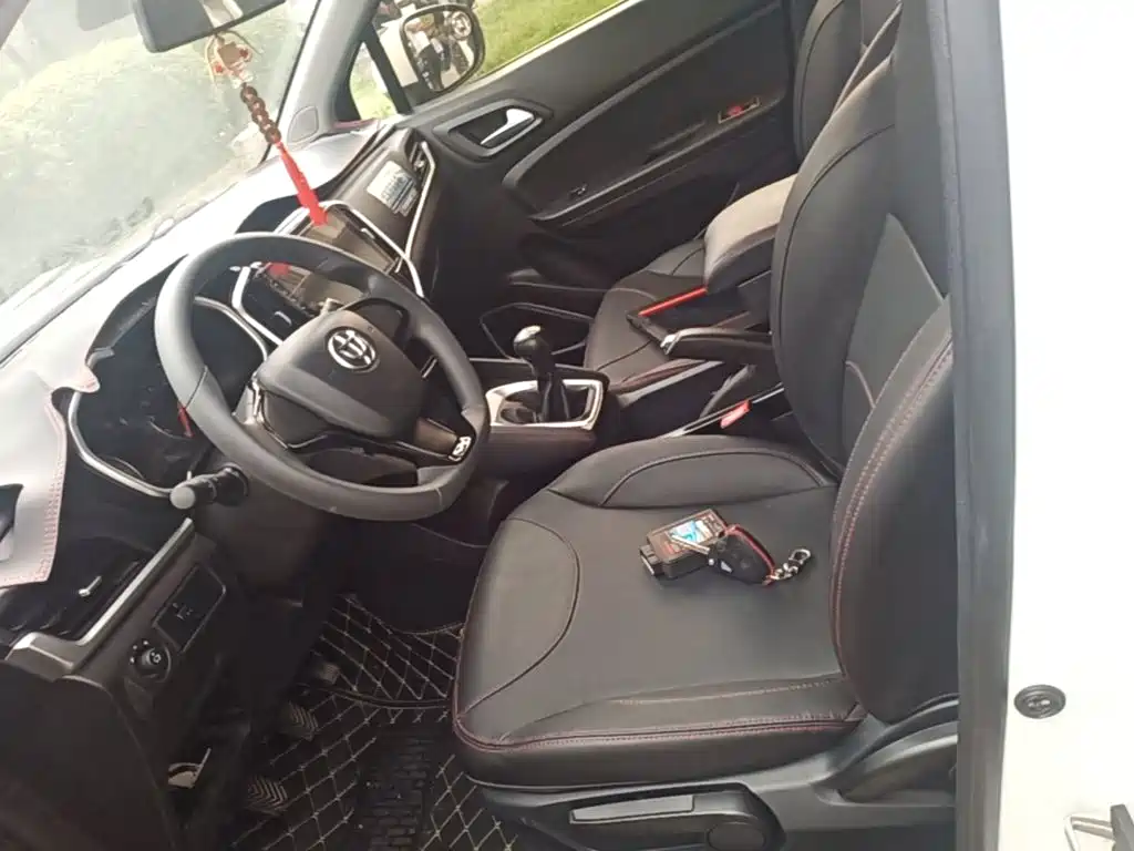 Zhonghua V3 2020 2017 1.5L Manual Comfort