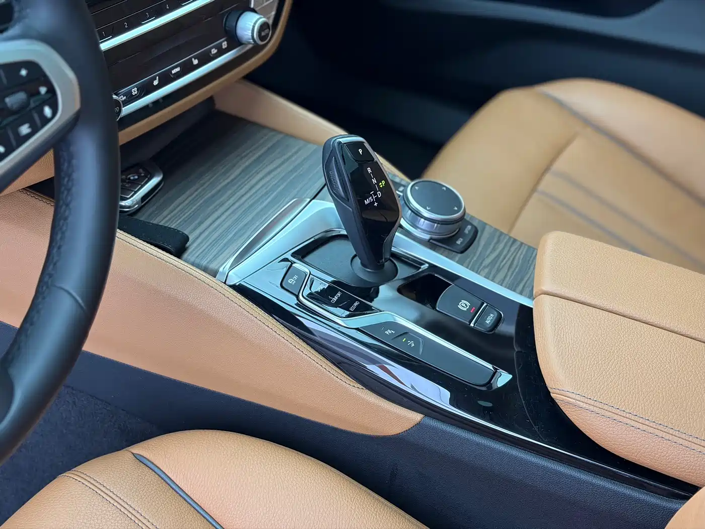 BMW 6 Series GT 2020 630i Luxury Design Package фото 12
