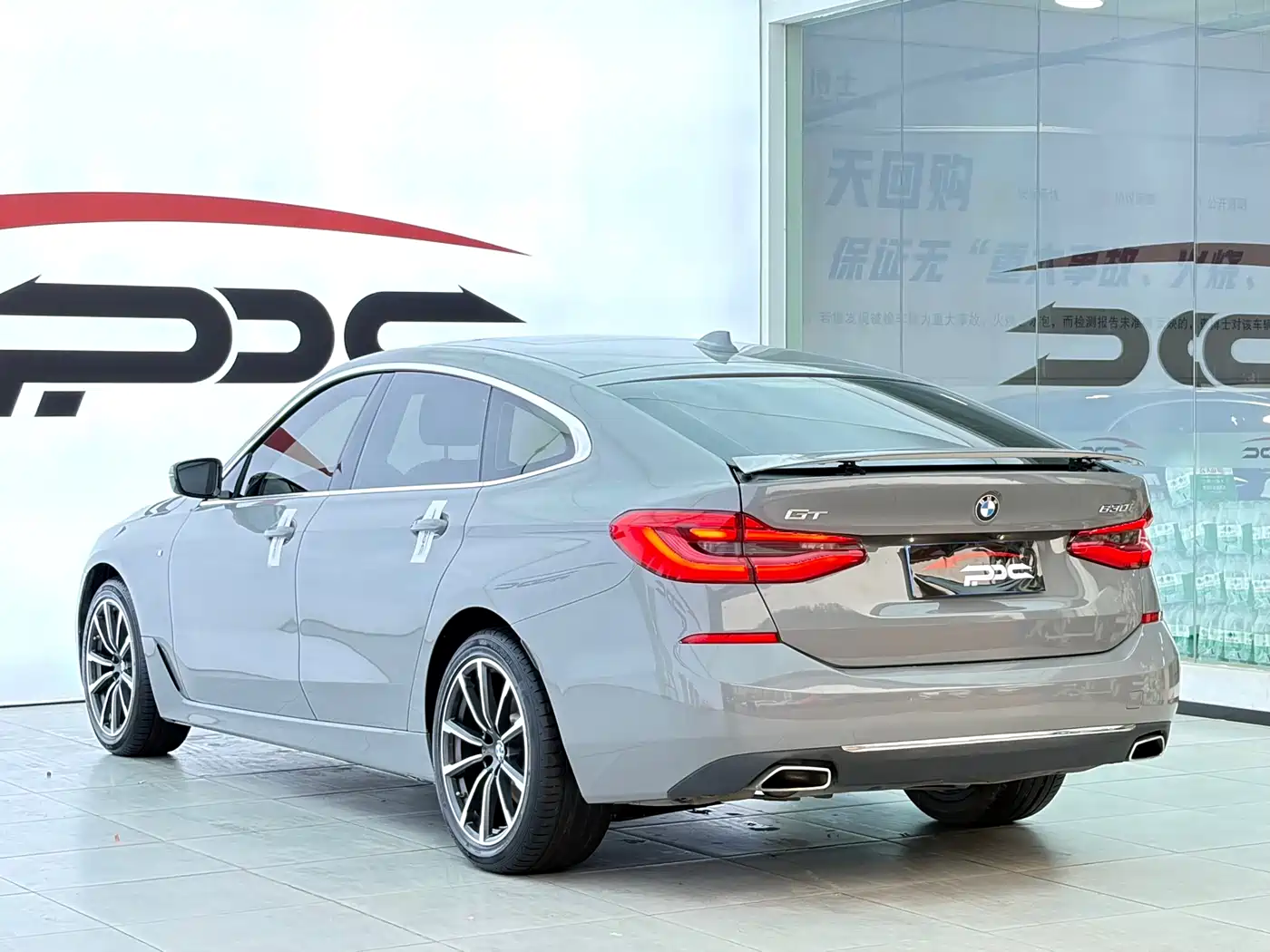 BMW 6 Series GT 2020 630i Luxury Design Package фото 27