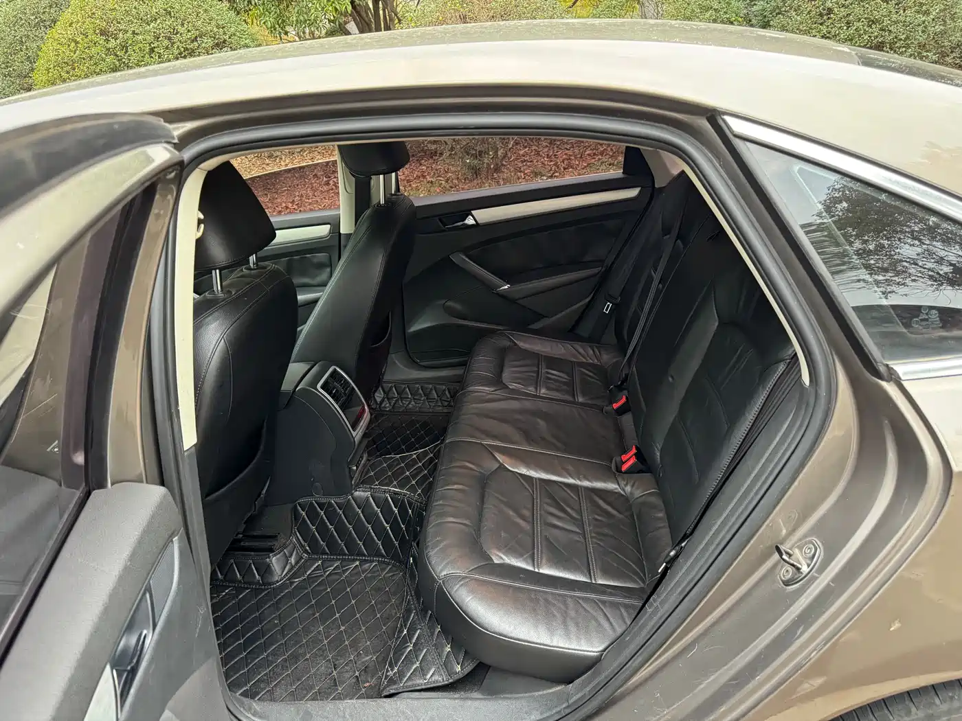 Volkswagen Passat 2013 1.8TSI DSG Zunrong фото 8