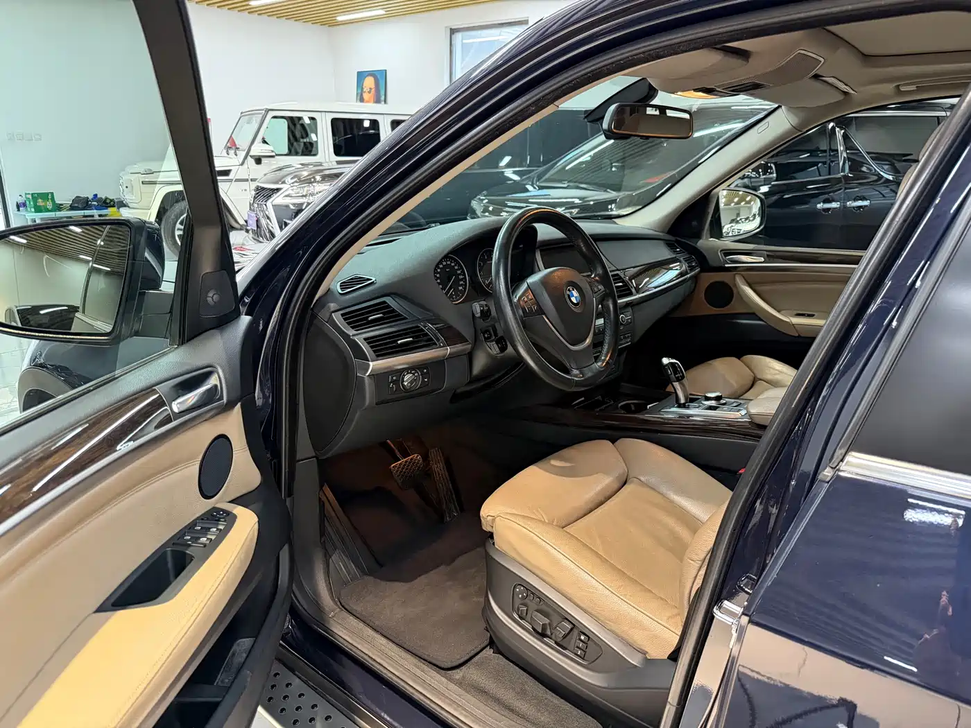 BMW X5 (Import) 2008 Model xDrive48i Luxury Type фото 5
