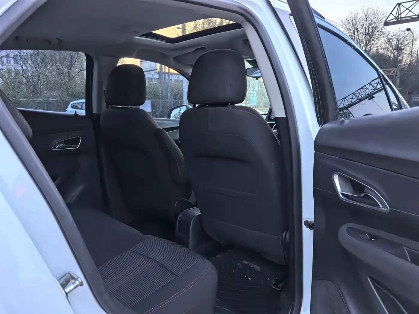 Buick Encore 2015 1.4T Automatic 2WD Urban Elite фото 13