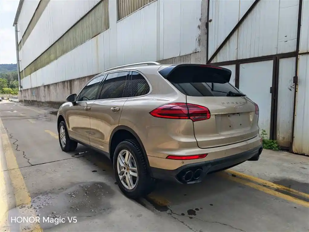 Porsche Cayenne 2015 Cayenne 3.0T фото 6