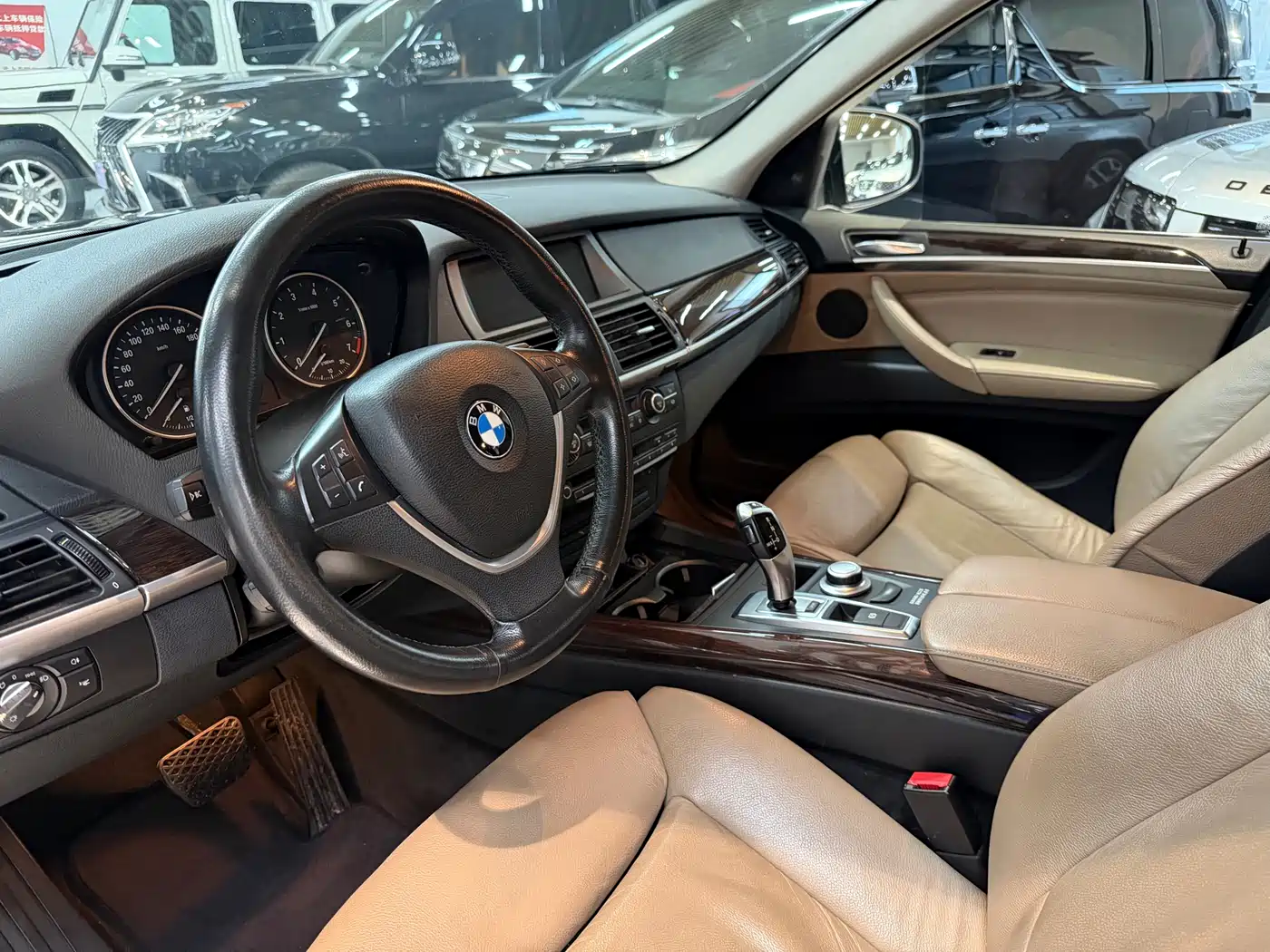 BMW X5 (Import) 2008 Model xDrive48i Luxury Type фото 4