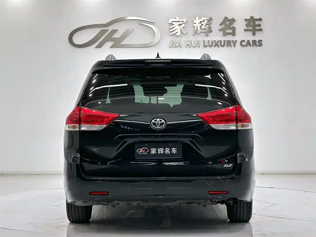 Toyota Sienna 2011 3.5L 2WD Automatic фото 6