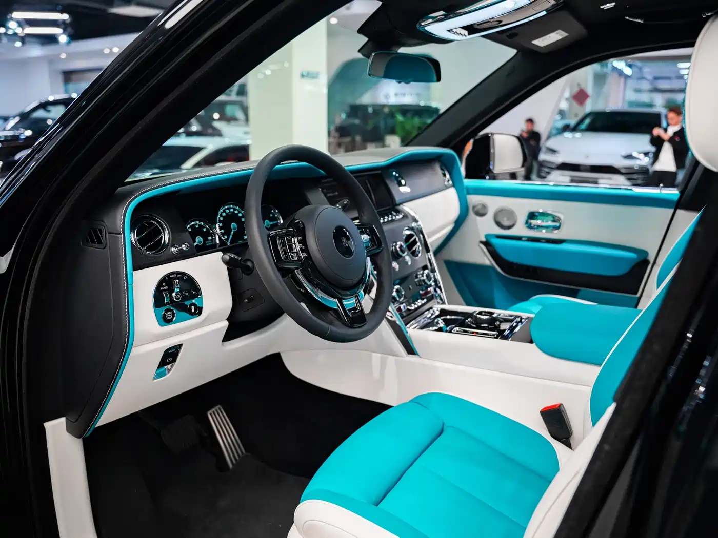 ROLLS-ROYCE CULLINAN