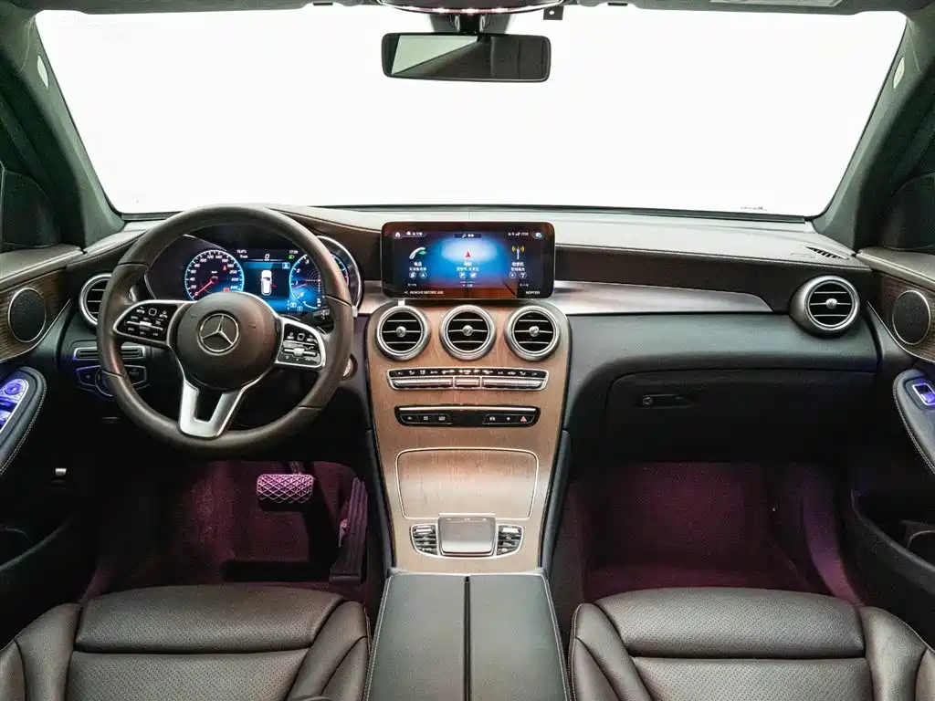 Mercedes-Benz GLC 2022 Facelift GLC 300 L 4MATIC Dynamic Collector's Edition фото 6