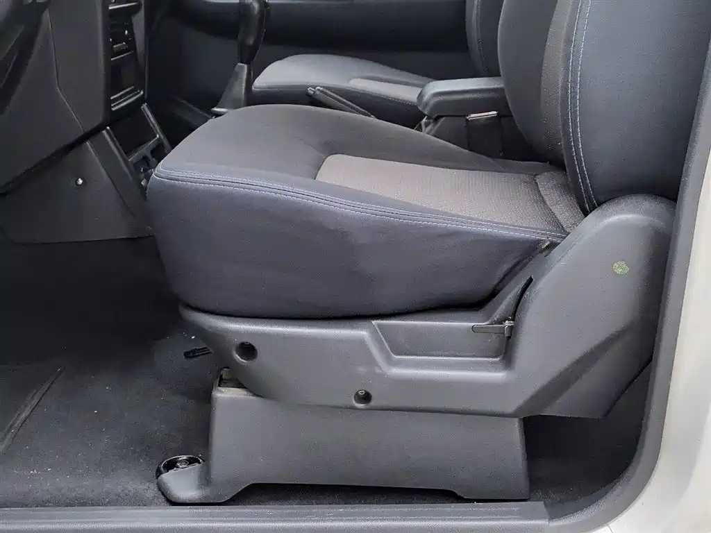 Leopaard Black King Kong 2013 2.2L Manual 4WD Standard Type фото 20