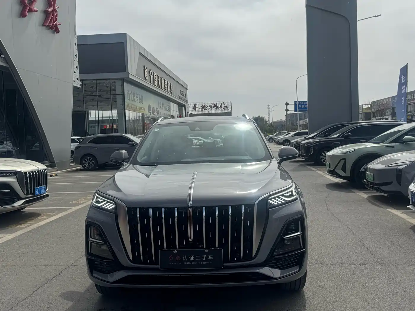 Hongqi HS5 2023 2.0T AWD Flag Enjoy Pro Edition фото 2