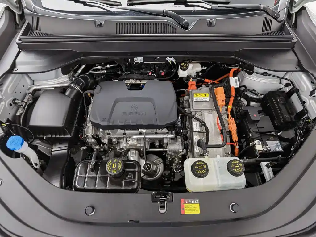 Фото 6 - Wuling Motors Starlight 560 NEV