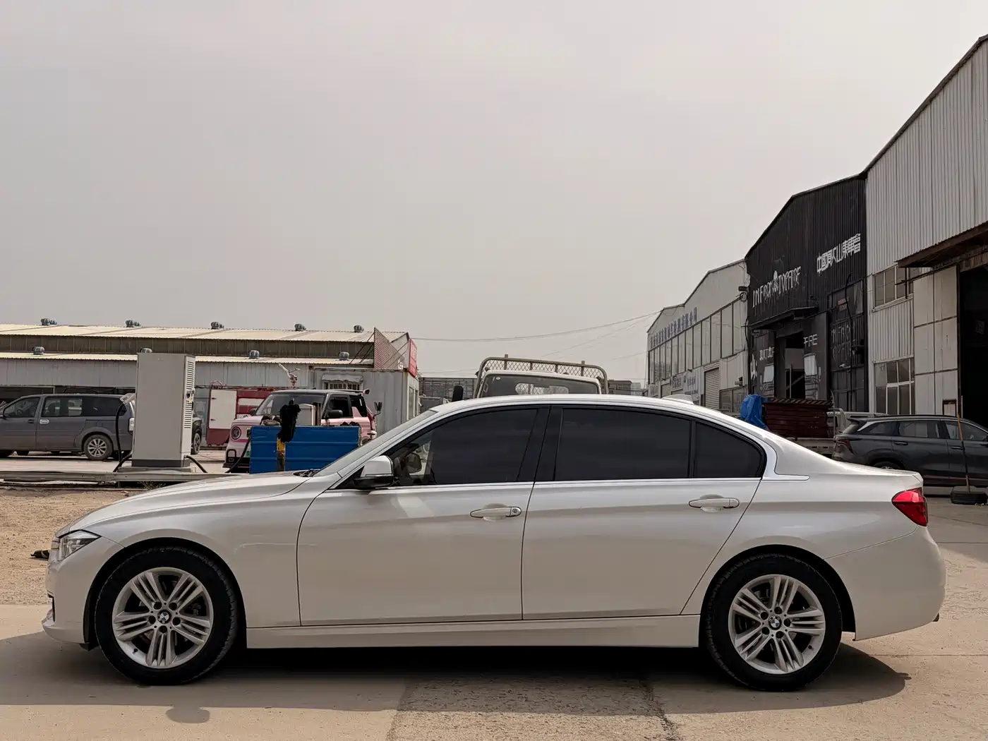 BMW 3 Series 2017 320Li Fashion фото 8
