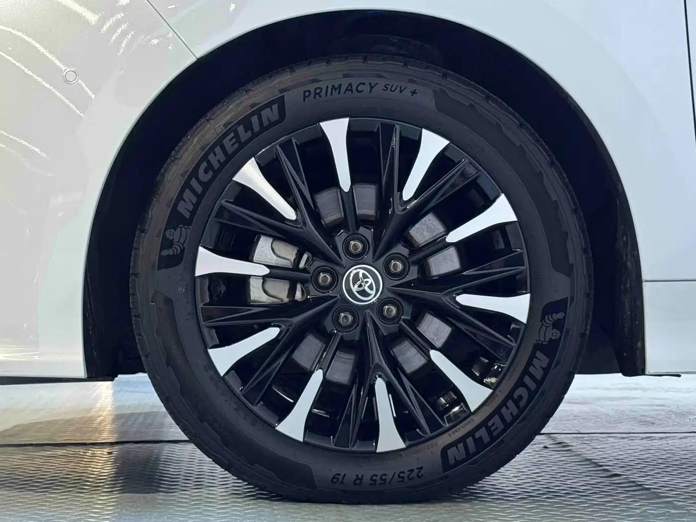 Toyota Alphard 2025 2024 Hybrid 2.5L Ultimate Enjoyment Edition