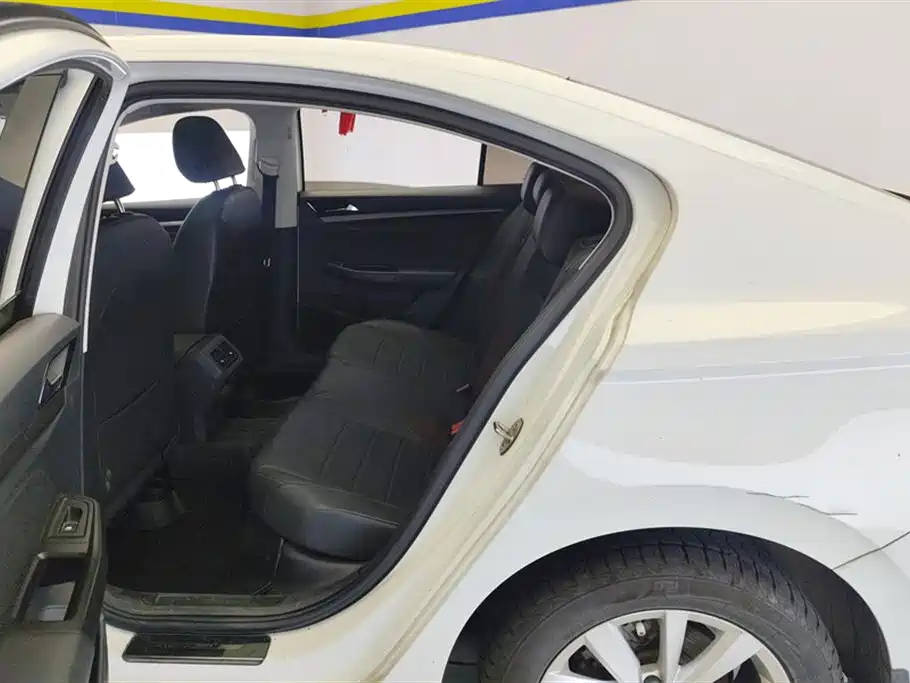 Volkswagen Bora 2019 Facelift 1.5L Automatic Elite China VI фото 11