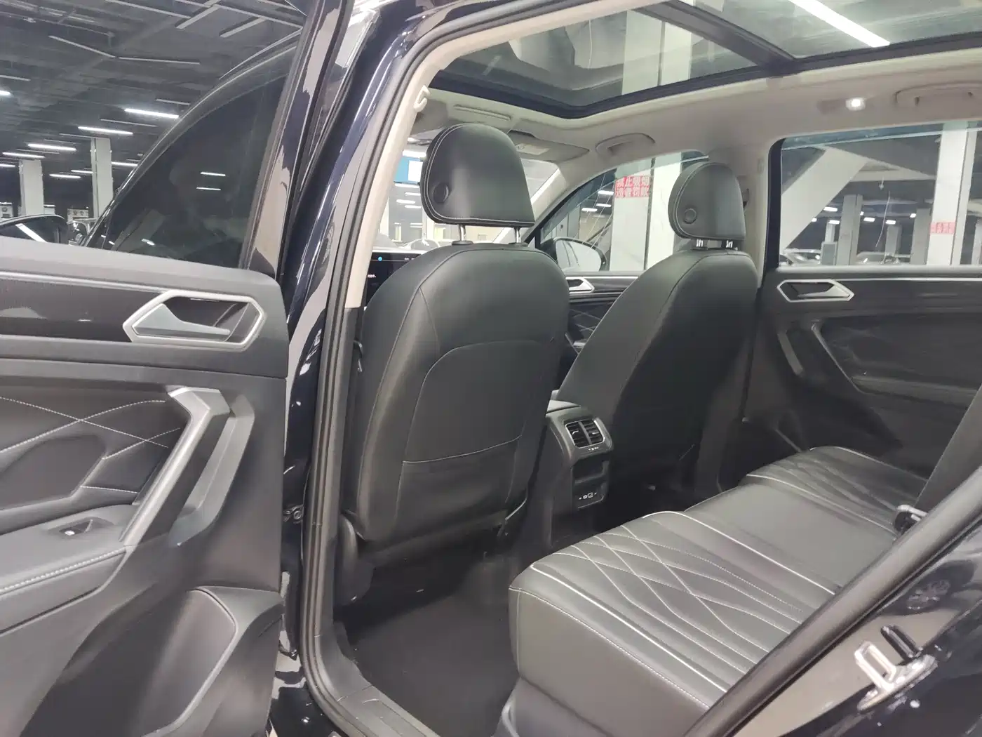 Volkswagen Tiguan L 2023 280TSI 2WD Trend Limited Edition фото 9