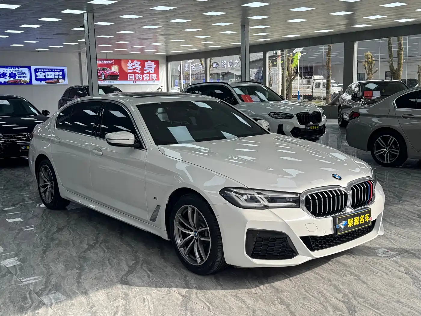 BMW 5 Series 2022 525Li M Sport Package фото 3